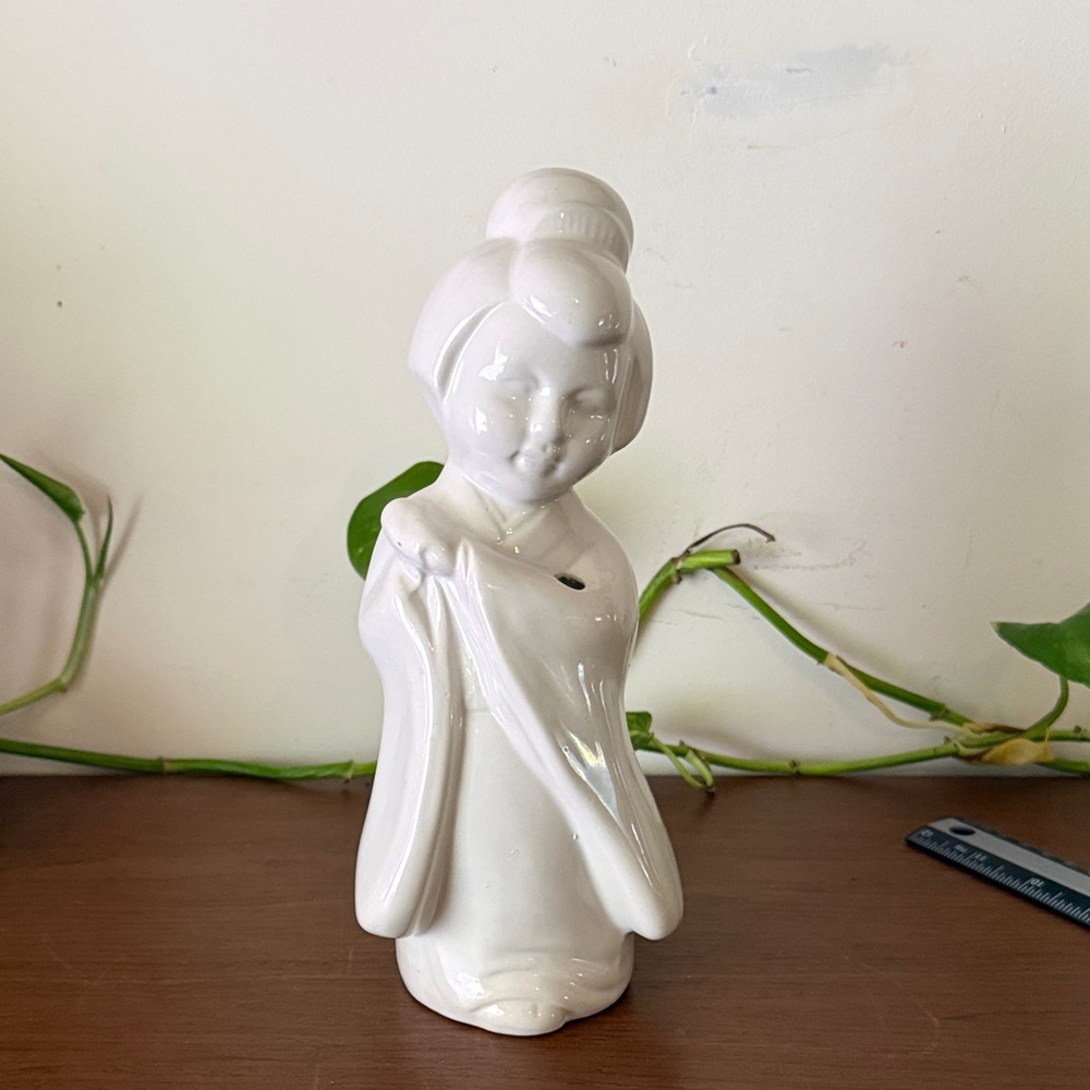 Vintage Benihana Mug - Geisha with Parasol - From Orchids of Hawaii